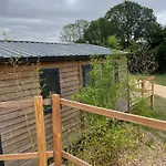 Camp'hotel Domaine Du Perche Bellemois Holiday home