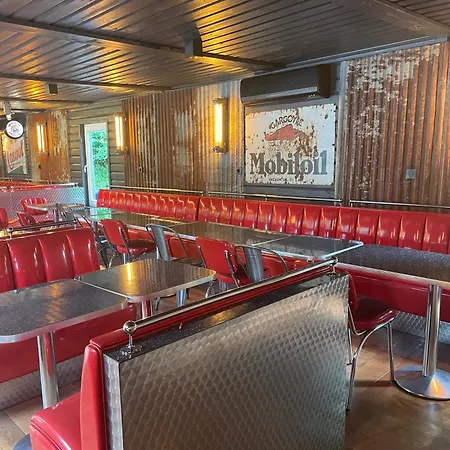 Prázdninový dům Camp'hotel Domaine Du Perche Bellemois *