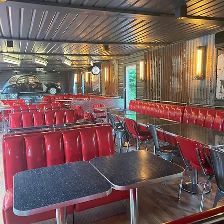 Prázdninový dům Camp'hotel Domaine Du Perche Bellemois *