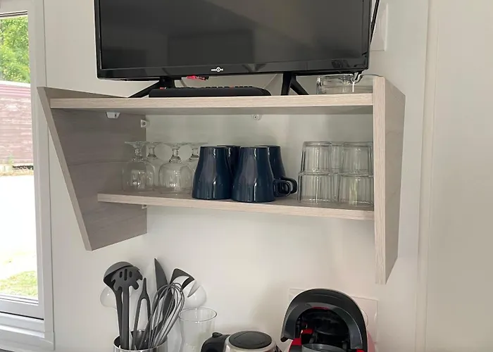 Camp'hotel Domaine Du Perche Bellemois