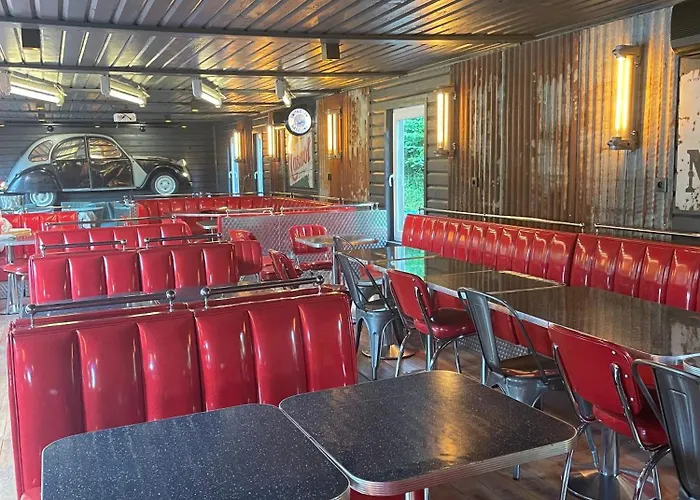 Prázdninový dům Camp'hotel Domaine Du Perche Bellemois *